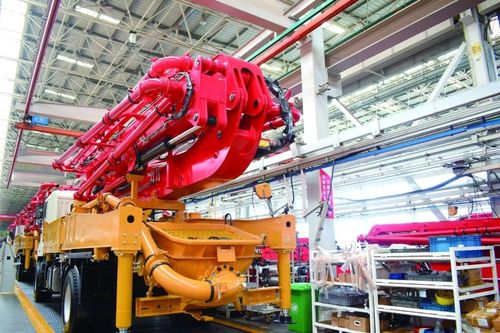 中國工程機械巨頭 年營收993億，全球多領域領先